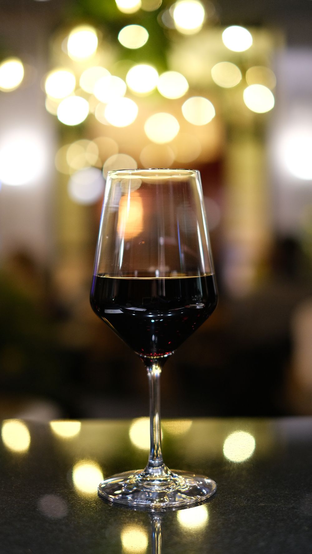 Illustrative wine presentation